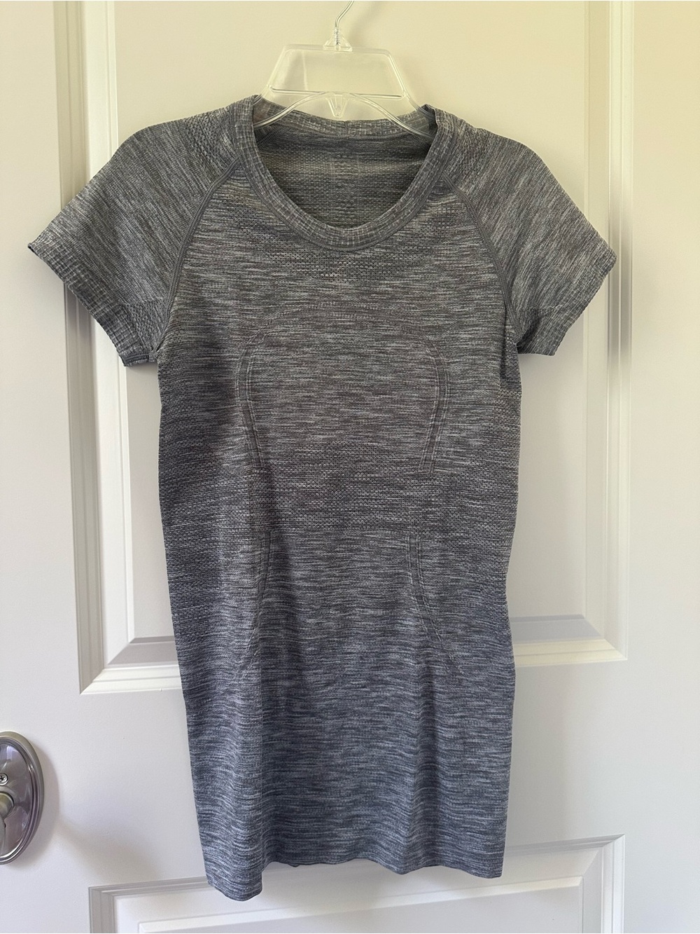 Lululemon swiftly tech top